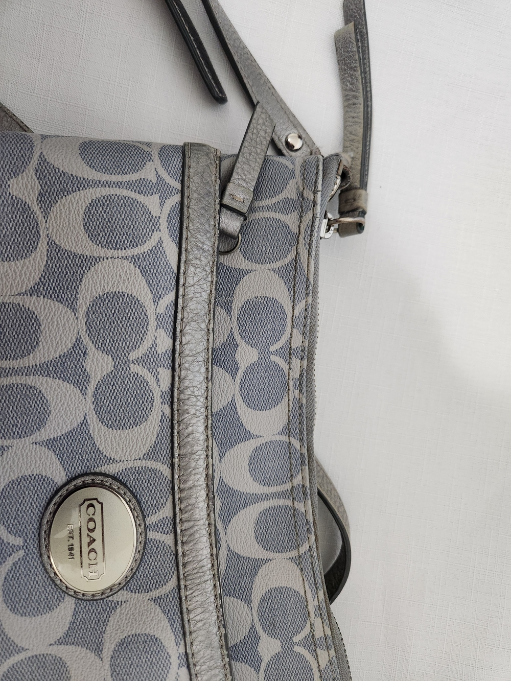 COACH Heritage Peyton  Signature Canvas File Bag In Light Blue & Silver - Picture 5 of 14